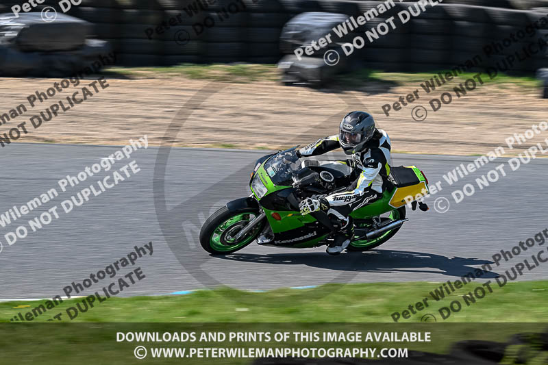 enduro digital images;event digital images;eventdigitalimages;lydden hill;lydden no limits trackday;lydden photographs;lydden trackday photographs;no limits trackdays;peter wileman photography;racing digital images;trackday digital images;trackday photos